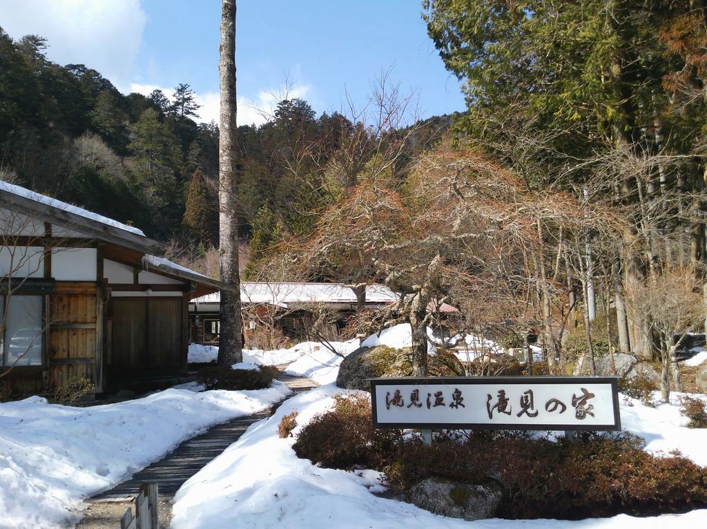 Takimi Onsen Inn That Only Accepts One Group Per Day Nagiso Exterior photo